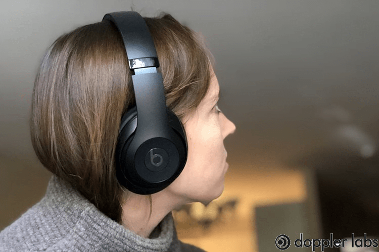How to wear headphones