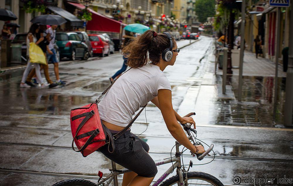 Listening to music while biking may lead to serious accidents